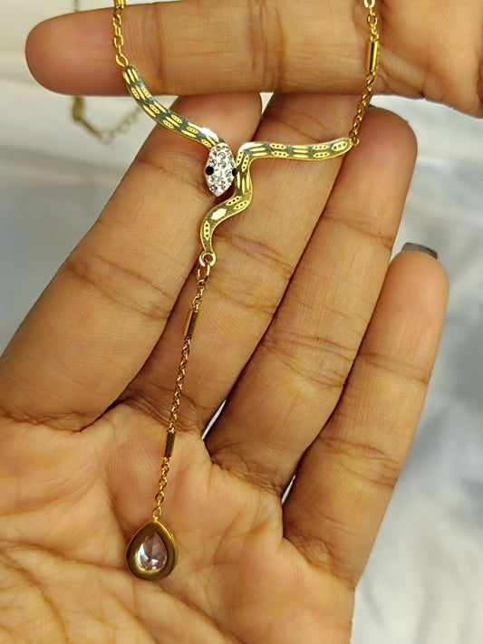 Elegant Snake-Inspired Gold Necklace with Crystal Accents