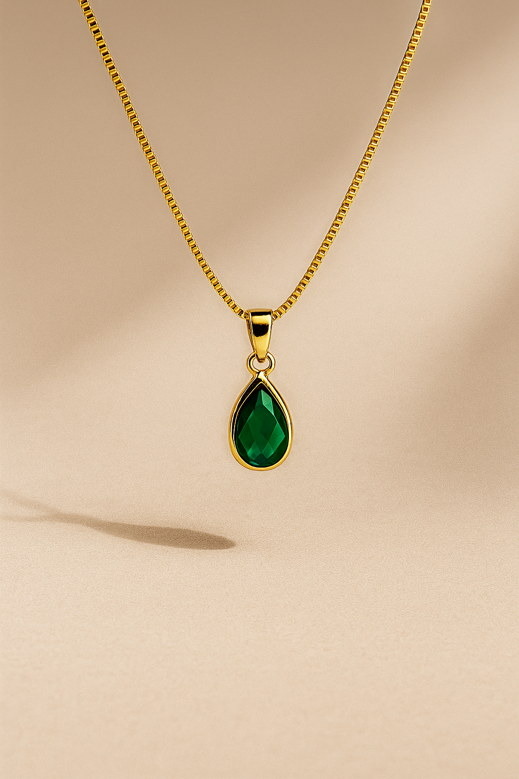 Emerald Green Teardrop Necklace