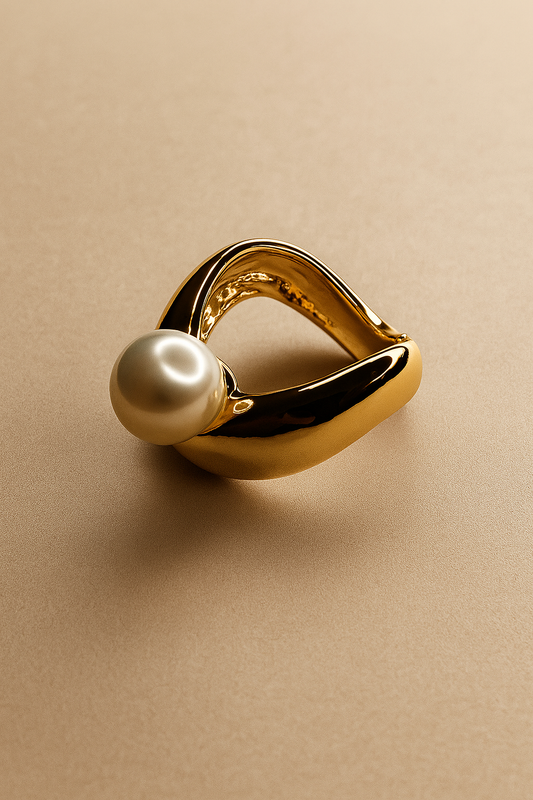 Pearl Glow Gold Ring