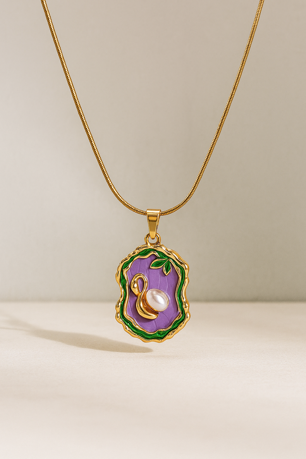 Elegant Swan Pearl Pendant Necklace